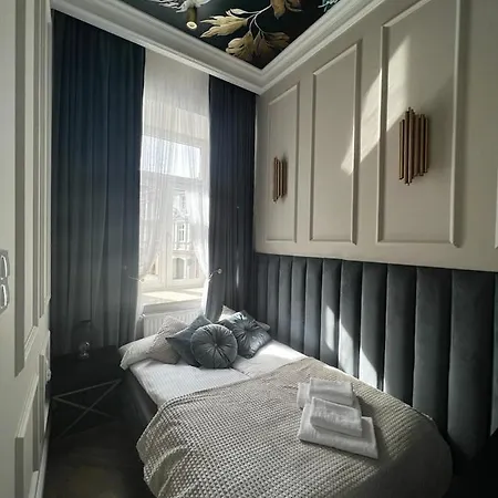 Family & Business Sauna Apartments Sienkiewicza Wesola No 6 Centrum Downtown - 1 Bedroom With Private Sauna, Parking - New! Kielce Exterior foto