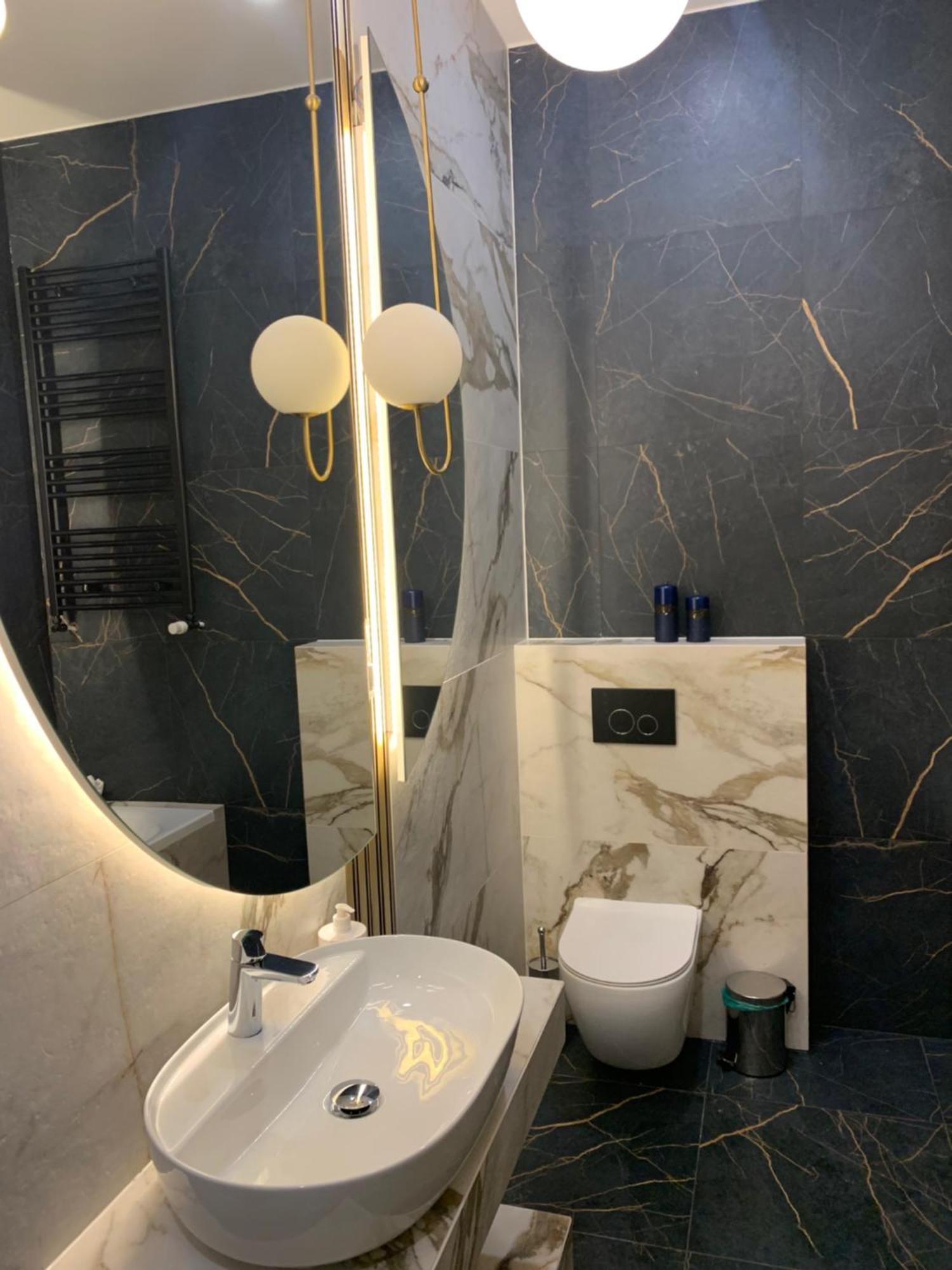 Family Sauna Sienkiewicza: Downtown Retreat With Private Sauna * Kielce
