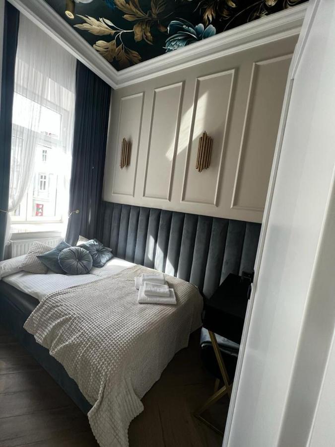 Family Sauna Sienkiewicza: Downtown Retreat With Private Sauna Apartment *