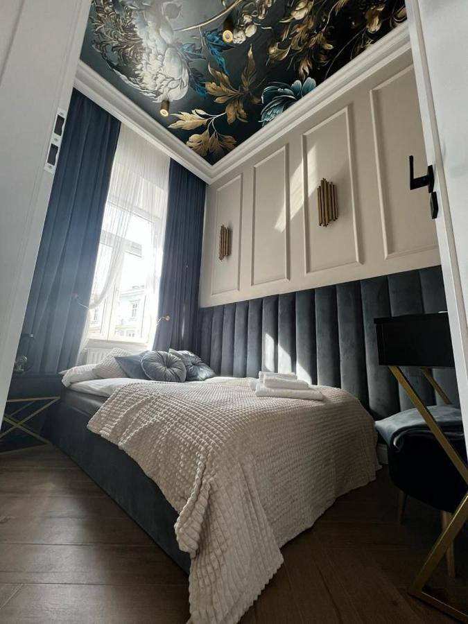 Family Sauna Sienkiewicza: Downtown Retreat With Private Sauna Apartment *