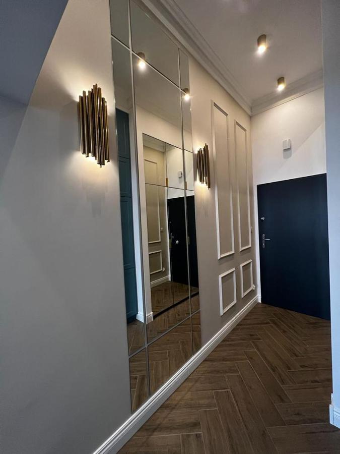 Apartment Family Sauna Sienkiewicza: Downtown Retreat With Private Sauna Kielce